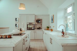 Photo 31- click for photo gallery